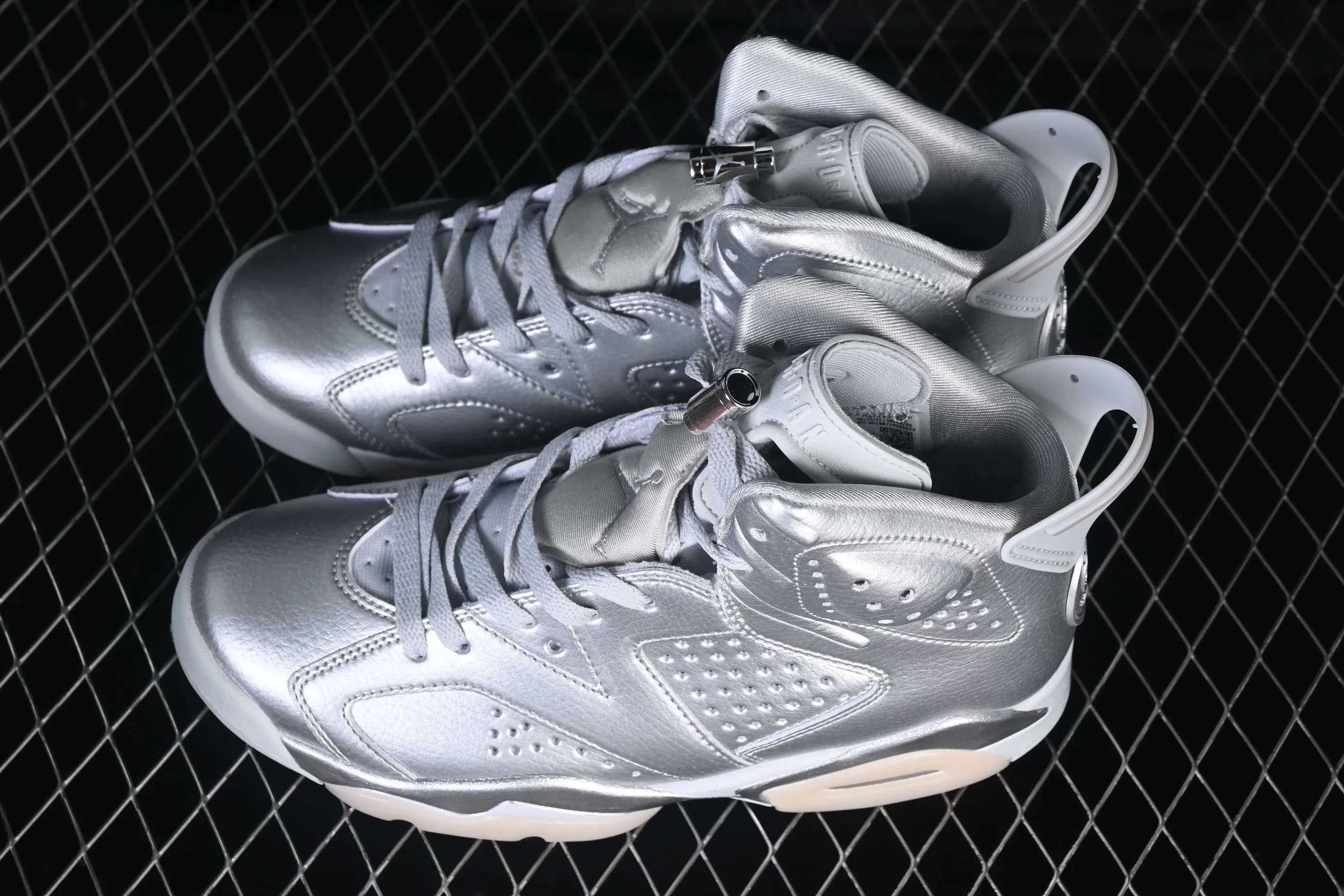 All categories Air Jordan Jordan series basketball shoes Air Jordan 6 PSG x Air Jordan 6 Retro AJ6 Joe 6 Liquid Silver Paris IQ5135-010